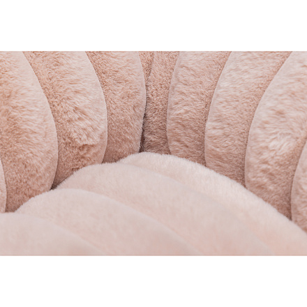 Designed by Lotte Kattenmand Reza Roze